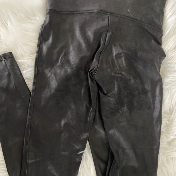 Spanx Faux Leather Leggings - Picture 4 of 6
